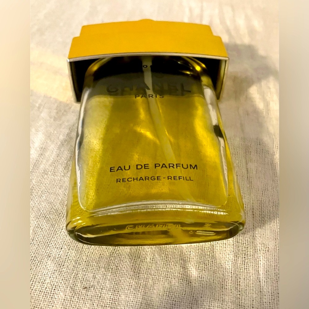 VTG No.19 CHANEL Eau de Parfum Spray Refillable Gray Case RARE 1.7oz 70% Full - Picture 12 of 13